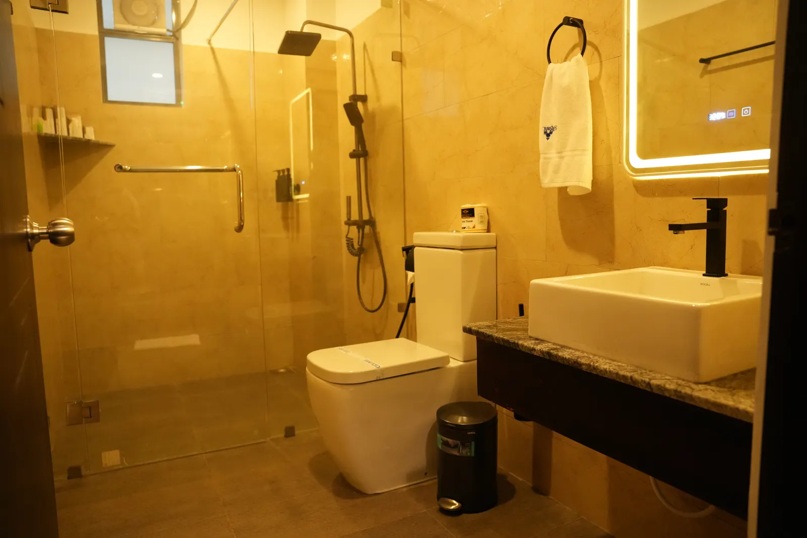 Premier Double Room 5