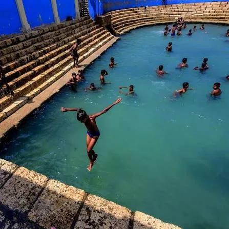 Keerimalai Natural Springs 3